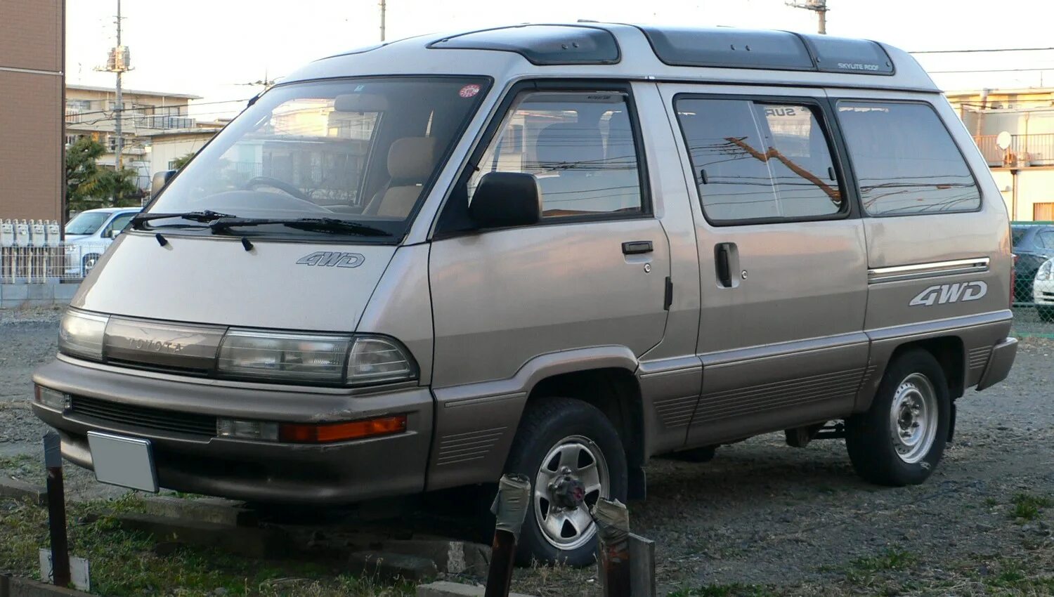 Тойота таун айс 4вд. Toyota Master Ace 1982. Тойота Town Ace 1990. Toyota Master 1988. Toyota Master Ace Surf 1988.