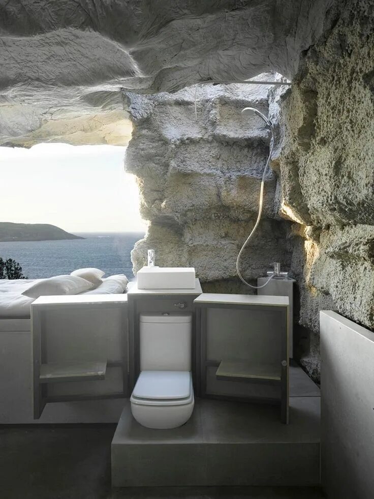 Cave home. Интерьер в стиле пещеры. Санузел в стиле пещеры. Ванная комната в пещерном стиле. Ванная комната в виде пещеры.