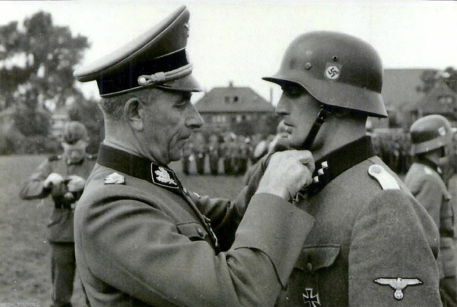 Пауль Хауссер. Пауль офицер СС. Пауль Хауссер немецкий военный деятель.