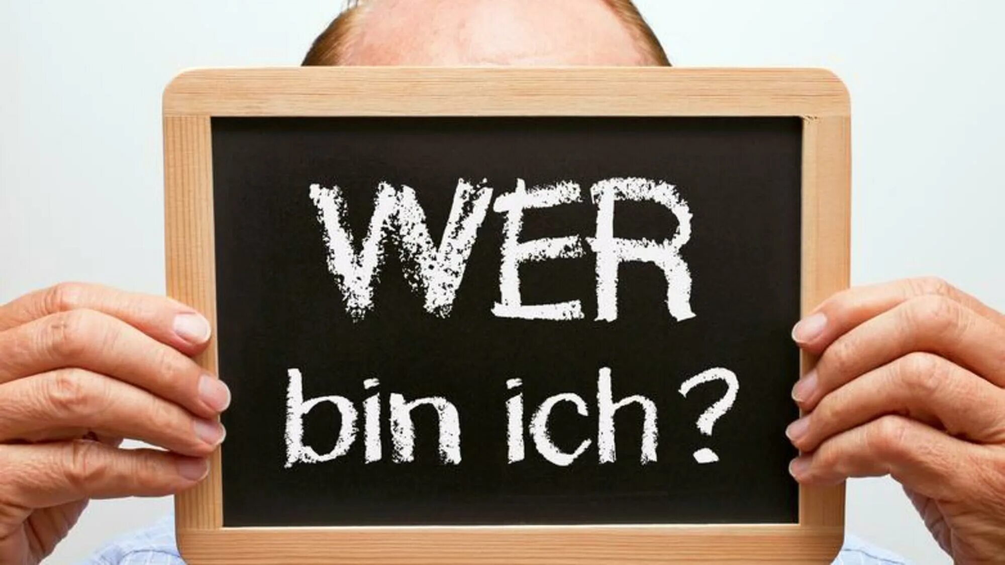 Wer bin. Wer bin. Wer bin. Deviner. Wer bin.