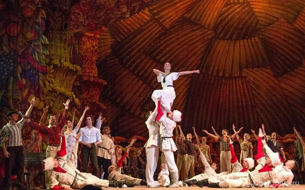 дмитрий шостакович балет светлый ручей. светлый ручей шостакович. светлый ручей либретто. руслан скворцов балет светлый ручей. светлый ручей балет большой театр.