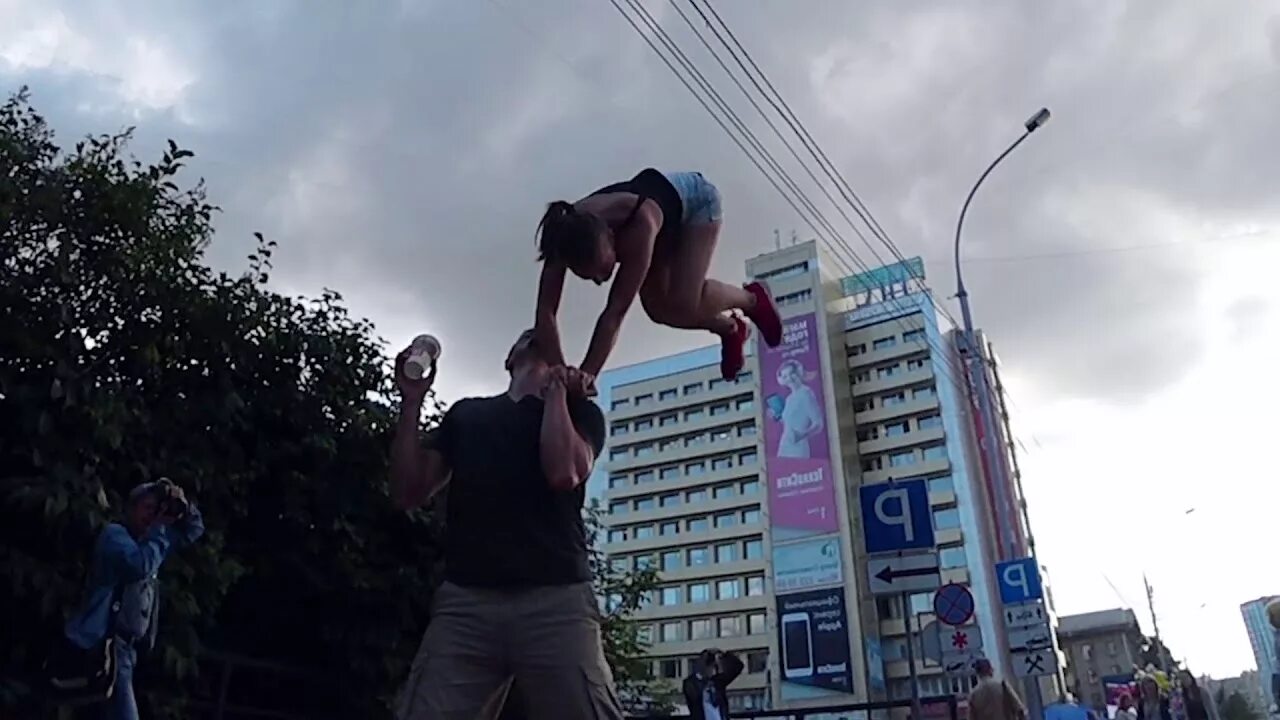 Новосибирск видео. Новосибирск видео. Новосибирск город мечты. Новосибирск центр улицы прогулка. Видео в новосибирске.