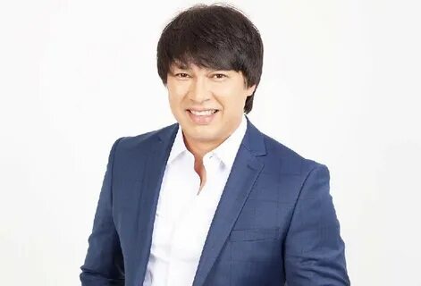 Шетелдік әншілердің суреттері