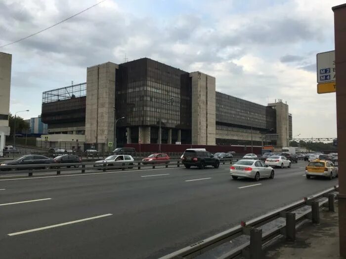 Бц клевер. Бизнес центр Клевер Москва. Москва, 5-й Донской проезд, д. 21б, стр.10. 5-Й Донской пр., 21б, стр. 10. Москва, 5-й Донской пр-д. д. 21 "б" стр. 10.