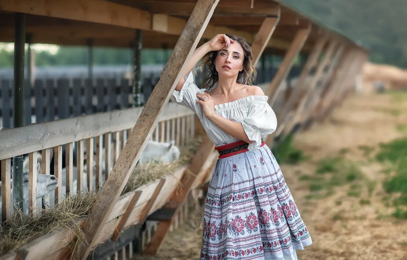 Про деревенскую девушку