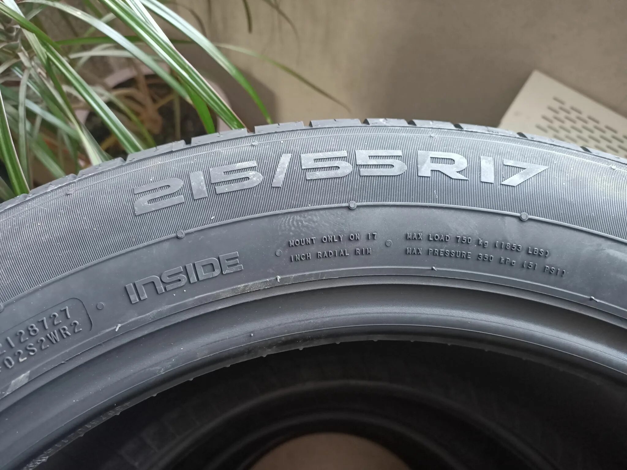 Евроэтикетка yokohama bluearth-xt ae61. Toyo proxes sport 215/50 r17 drive2. Узнать сторону покрышки как узнать лицевую на континентале 215 60 17н. Autograph aqua 3 215 60. 215/55r17 ikon tyres autograph aqua 3.