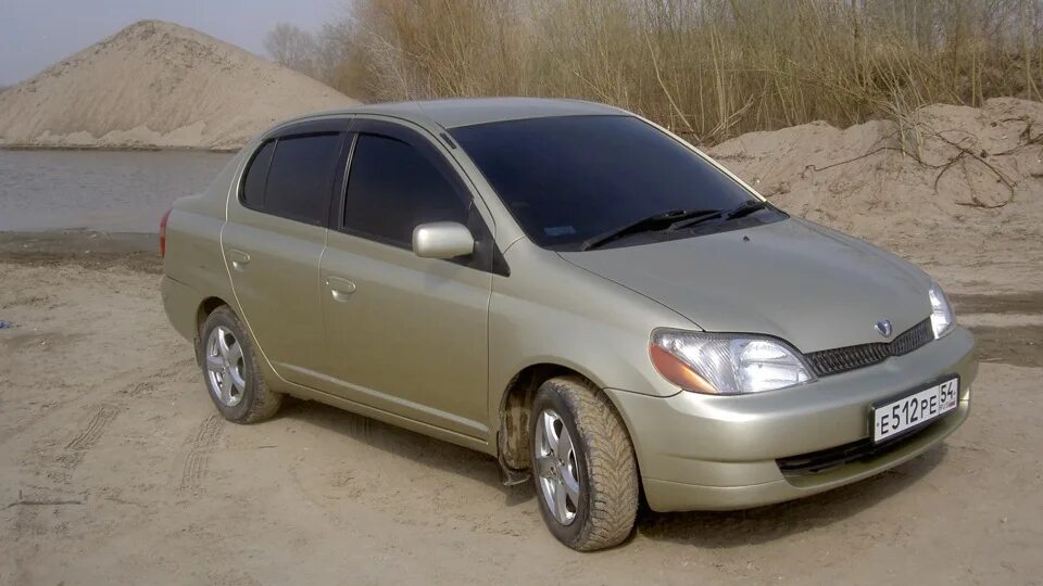 Купить тойоту плац. Toyota Platz. Тойота Платц тонированная. Тойота Платц 2022. Toyota Platz 1.5.