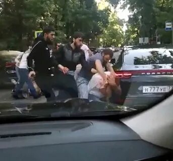 Кавказцы избили толпой
