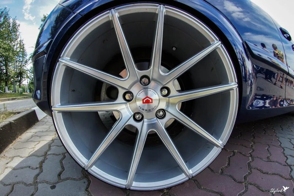 Диски воссен 18 радиус 5х 114.3. Vossen r19 5x114.3. Диски Воссен 19 радиус. Литые диски Vossen r19. Vossen r17 4x108.