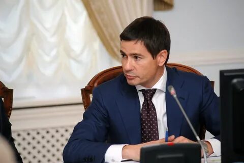 Руководитель октября