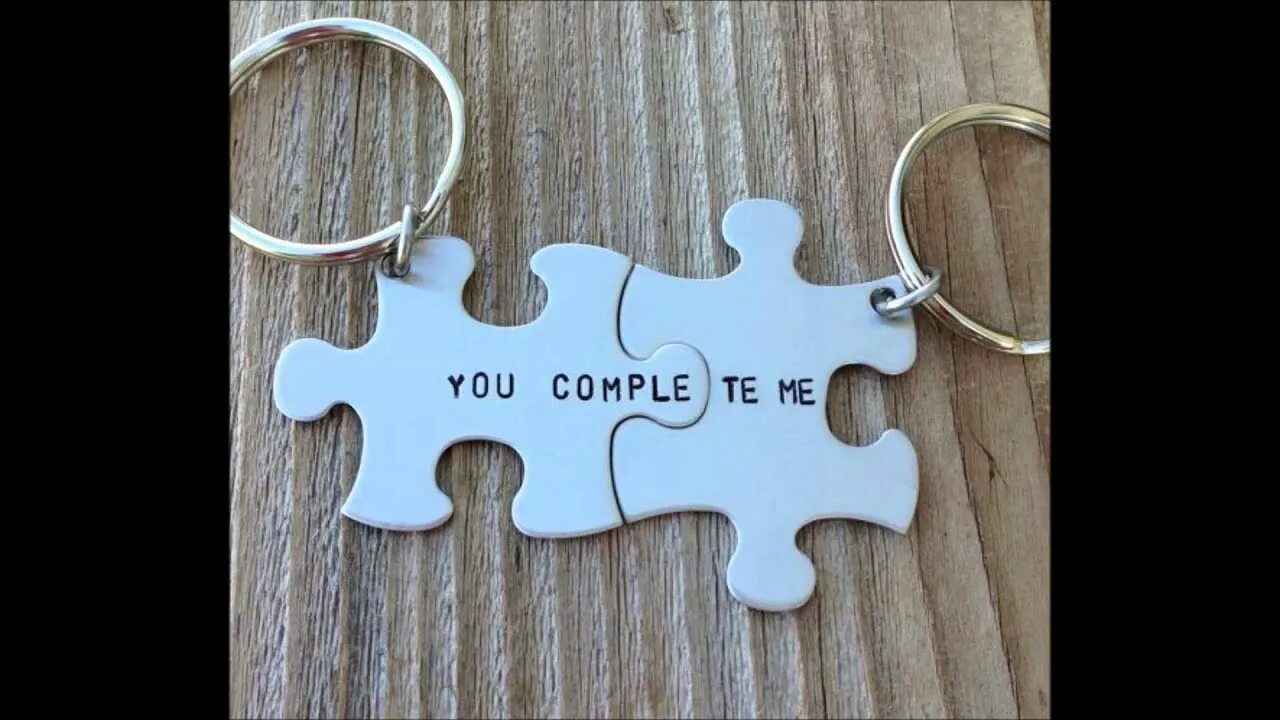 Complete me s. Открытка пазл. Сувенир пазл. Идея пазла подарка своими руками. Пазл подарок.