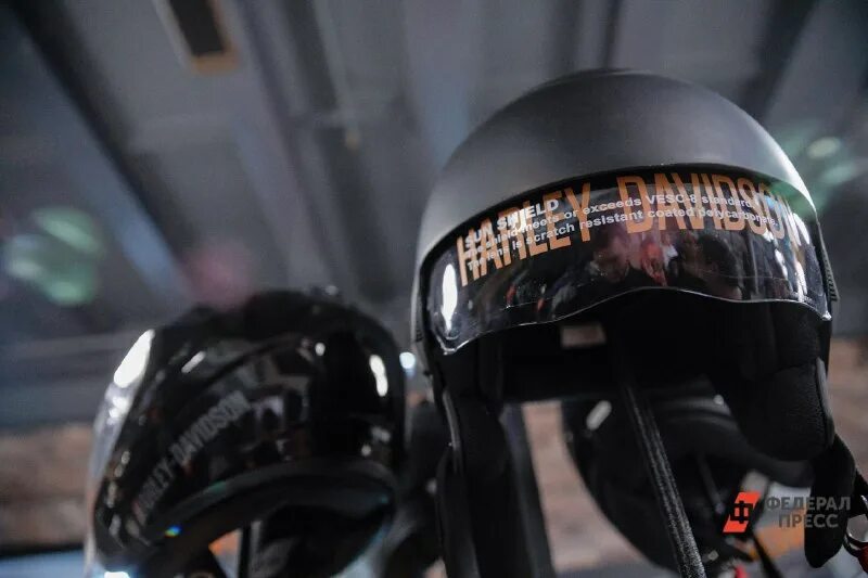 Чем отличается шлем. Шлем открытый модуляр интеграл. Нейросеть мотоцикл. Чем отличается шлем. Чем отличается шлем.