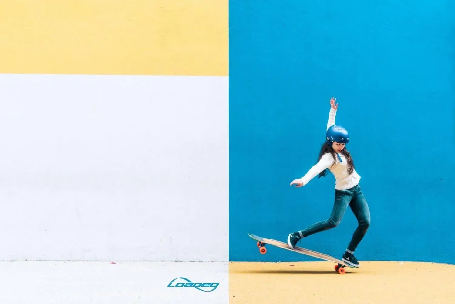 Longboard freestyle. Roller dance tijuana spain. Roller skating dance. Скейтбордистка 2021. Dancing skate.