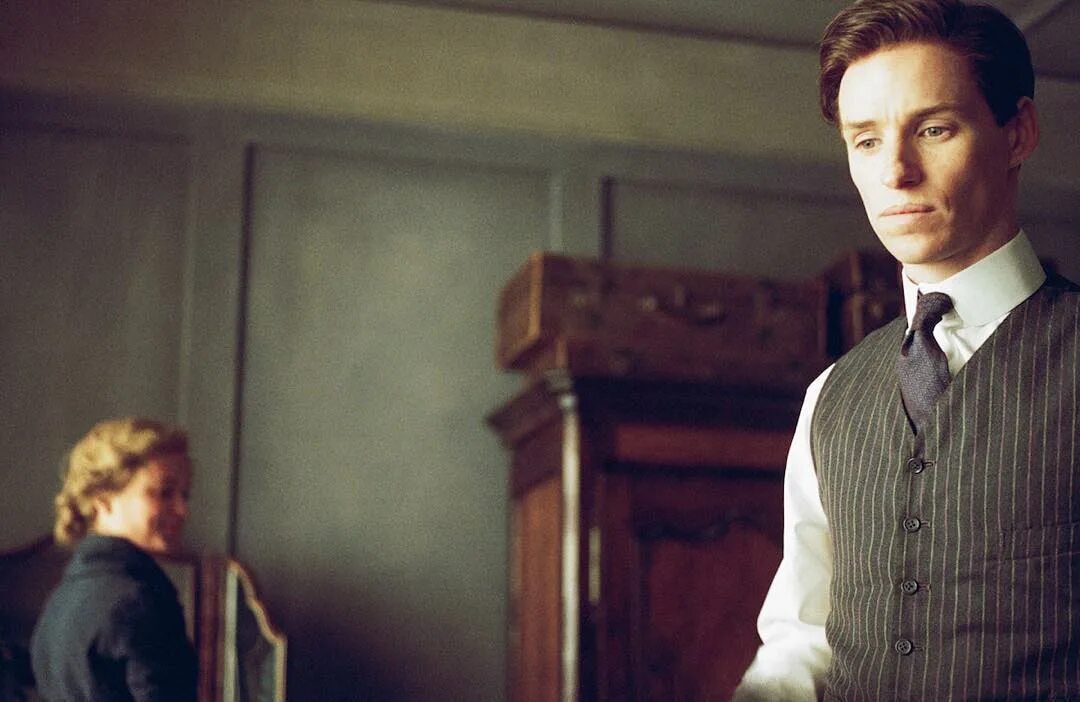 Эдди редмэйн девушка из дании. Эдди редмэйн девушка из дании. Эдди редмэйн девушка из дании. Алисия викандер девушка из дании (2015). Девушка из дании 2015.