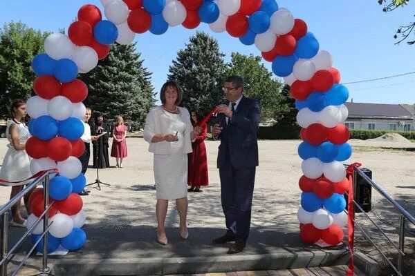 Станица Александровская КБР Майский район. Ст Александровская майского района. Администрация майского района КБР. Школа номер 9 станица Александровская. Погода майском кбр на 14 дней точный