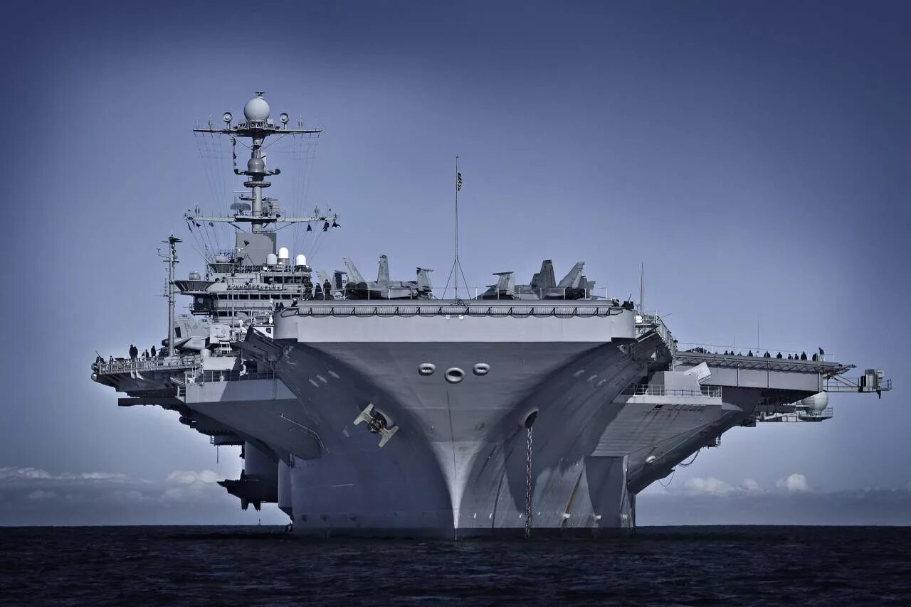 Авианосная группа вмс сша. Us navy 1. United states navy. Navy надпись. Ford.
