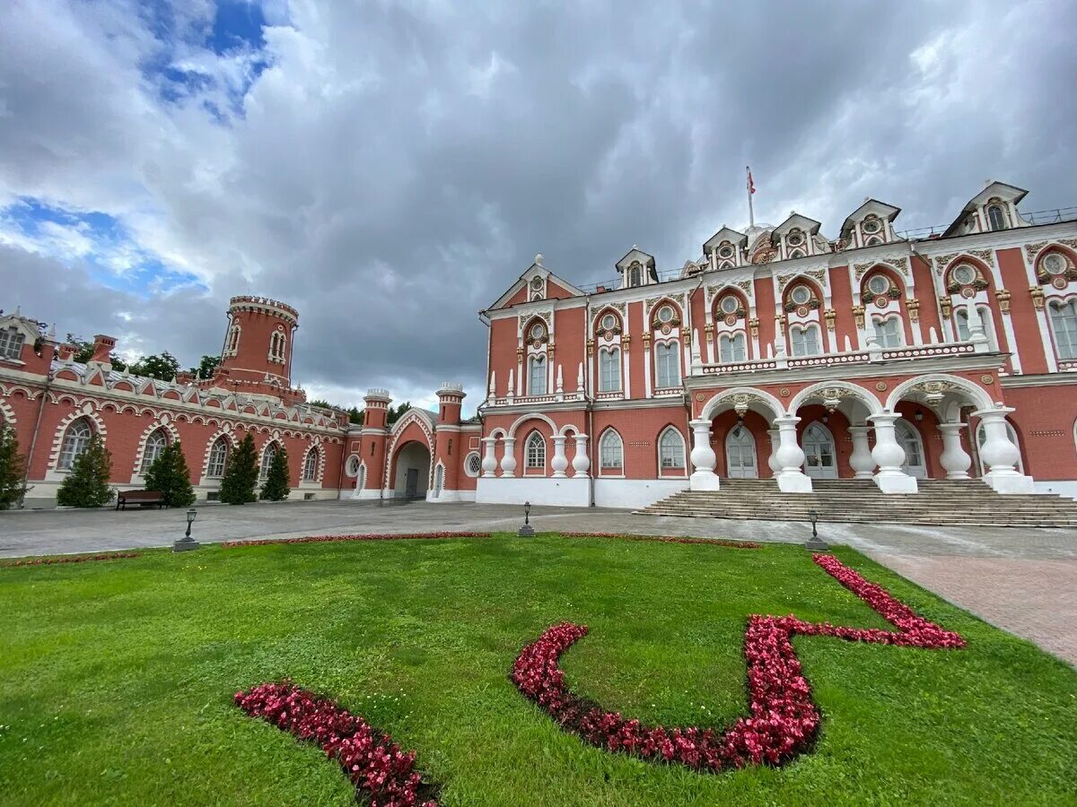 Петровский подъездной дворец в Москве. Петровский путевой дворец в Москве. Петровский подъездной дворец (1776—1780). Путевой дворец концерты