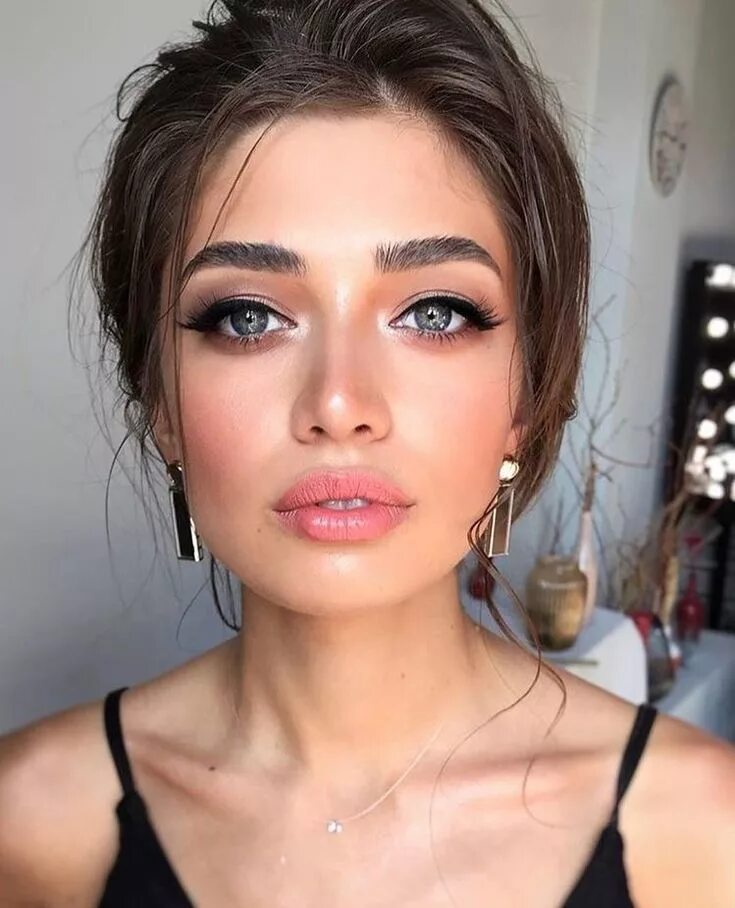 Make up natural