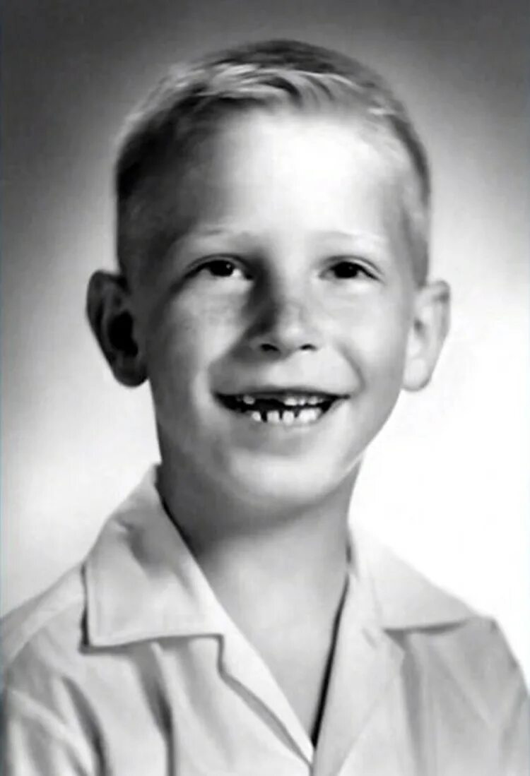 Деловой ребенок. Михаил прохоров в молодости. Картинки для детей юный бизнесмен. Молодой бизнесмен дети. Билл гейтс молодой.