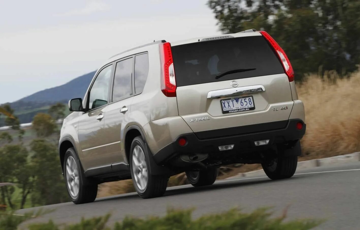 Дополнительный стоп. - Nissan X-Trail II (t31), 2,5 л, 2013 года другое DRIVE2