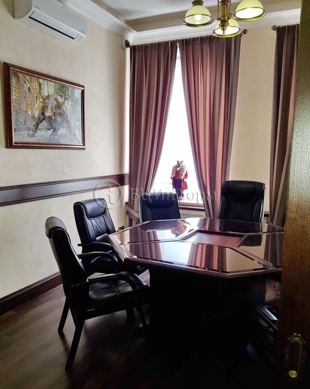 Бц лада. Проспект славы дом 52 корпус 1 косметология. Офис на час. Косметология кабинеты в европе. Совместная аренда кабинета.