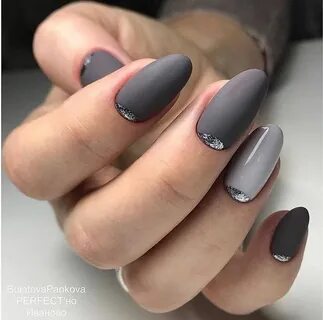 Ногти сер