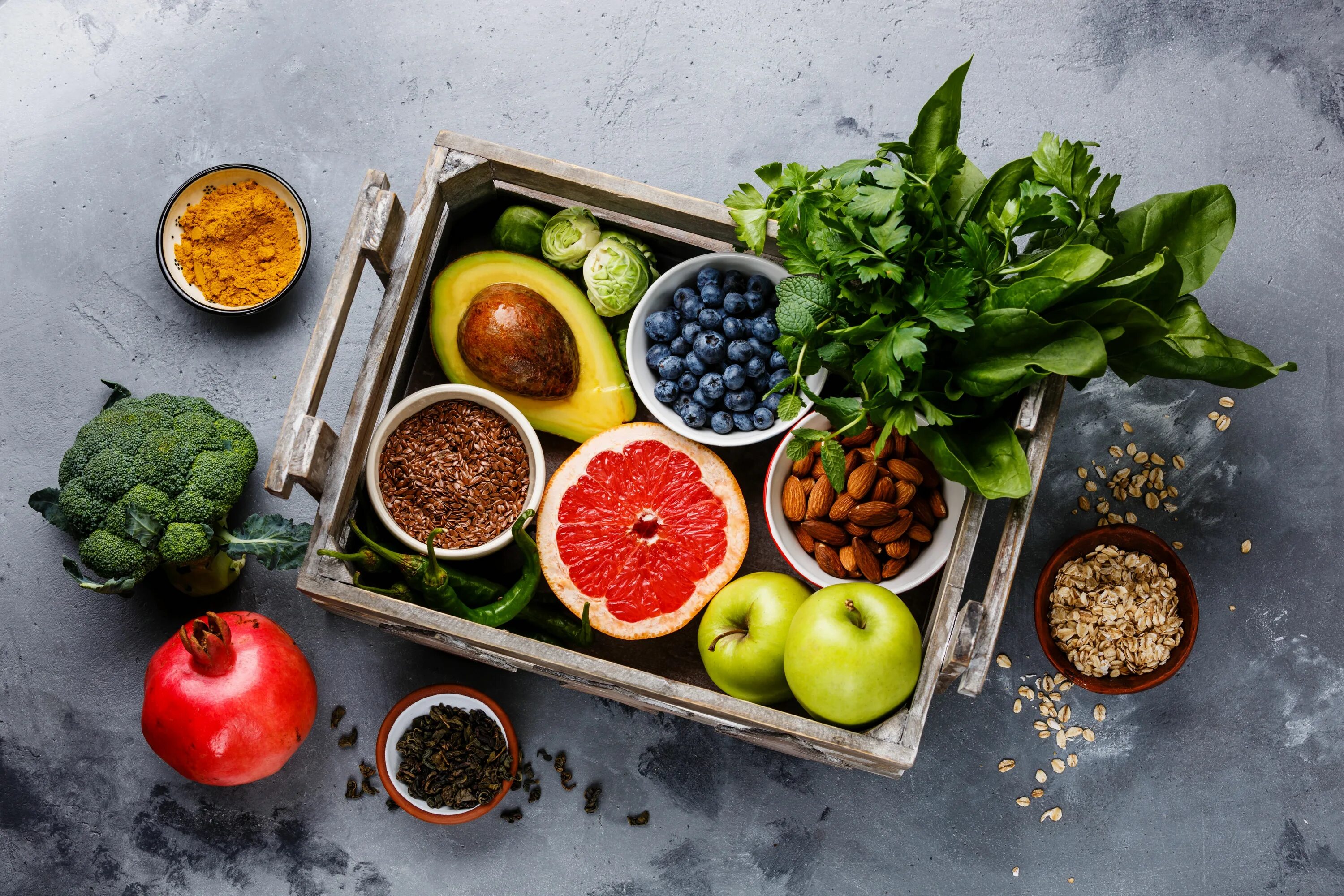 Здоров фуд. Полезная еда. Здоровое питание овощи и фрукты. Здоровые продукты питания. Здоровая еда на столе.