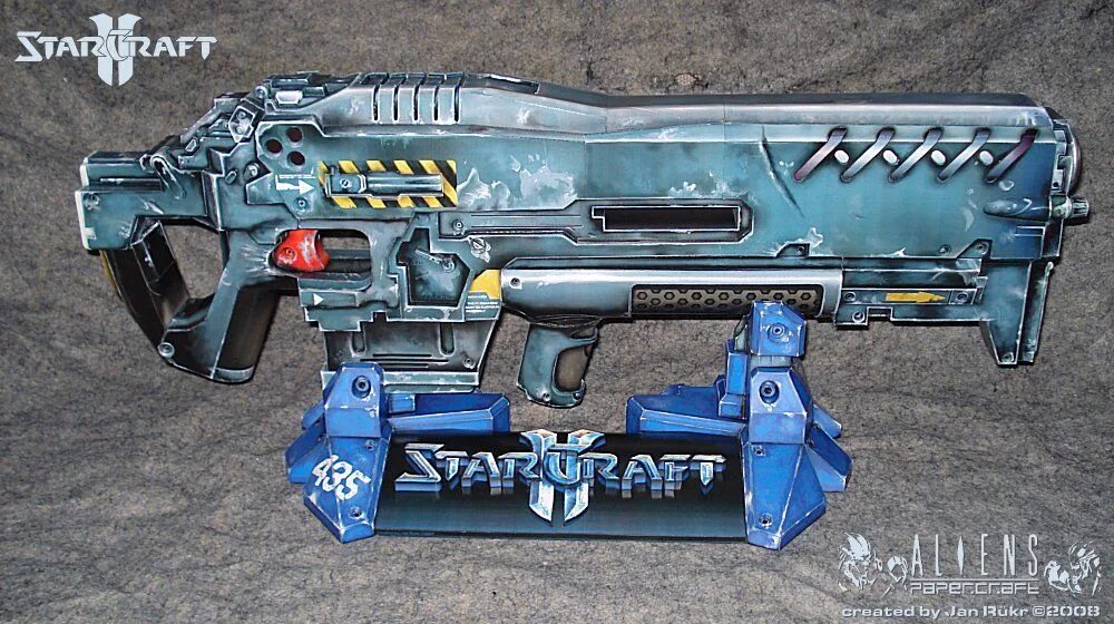 Осадный танк старкрафт 2. Автомат starcraft 2. Морпех старкрафт 2. C-14 gauss rifle. Винтовка гаусса starcraft 2.