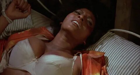 Foxy Brown: Stills #48895068.