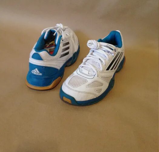Кроссовки адидас на авито москва. Adidas adituff кроссовки. авито кроссовки адидас. кроссовки adidas adiprene adituff детские белые. авито кроссовки.