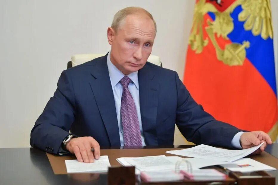 Сойти причем