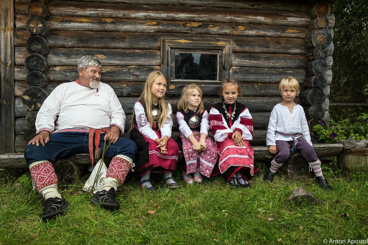 Какой он человек из народа. Вепсы чудь. Вепсы чудь водь. Вепсы коренной народ Карелии. Вепсы финно-угорский народ.