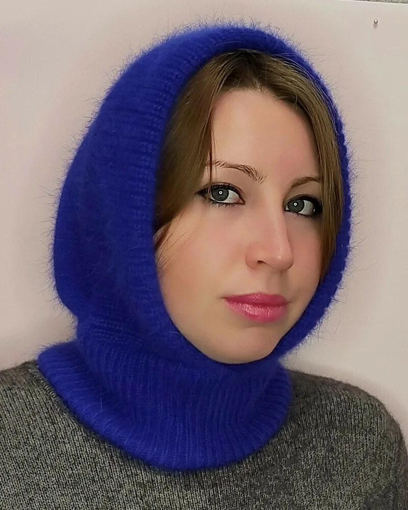 Белый ангоровый капор советский. Капор женский из ангоры. Капор женский 90-х. Капор 90х маликова. Капор женский.