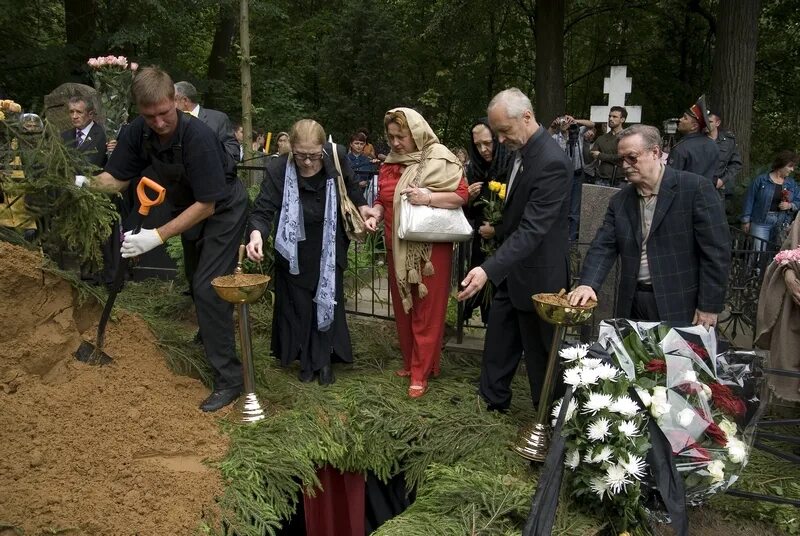 Школа 175 казань погибшие. Какая трагедия произошла у татьяны марковой. Какая трагедия произошла у татьяны марковой. Наталья лагода могила. Какая трагедия произошла у татьяны марковой.