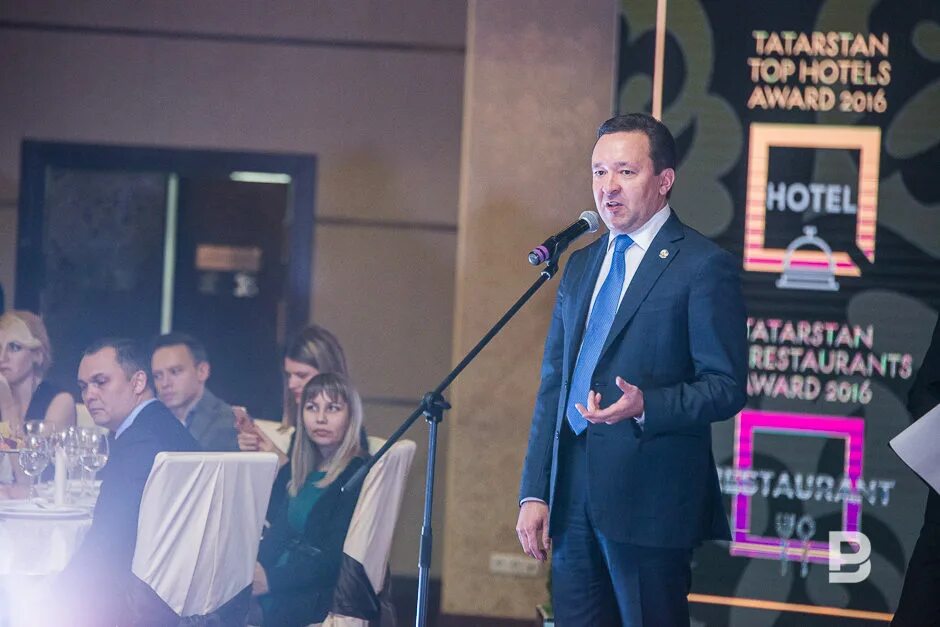 Топ татарстан. Президент отельеров и рестораторов казань. лучший отельер награда. ассоциации рестораторов и отельеров казани и татарстана сегодня. главный ресторатор татарстана.