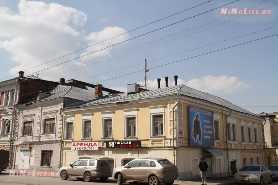 Вывески на улице Рождественской в Нижнем Новгороде приведут к единому стилю