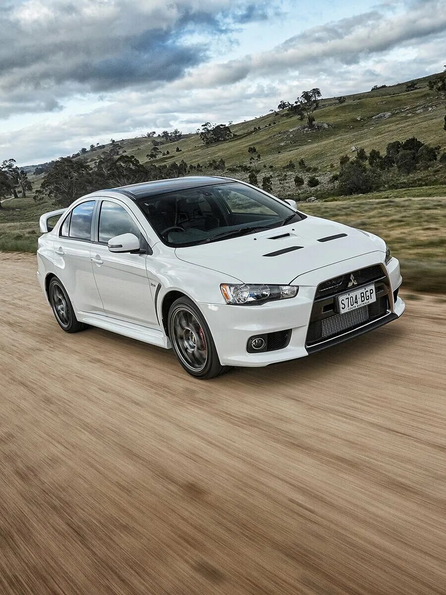 Плакат, постер на бумаге Mitsubishi Lancer Evolution X. Размер 21 х 30 см - купи