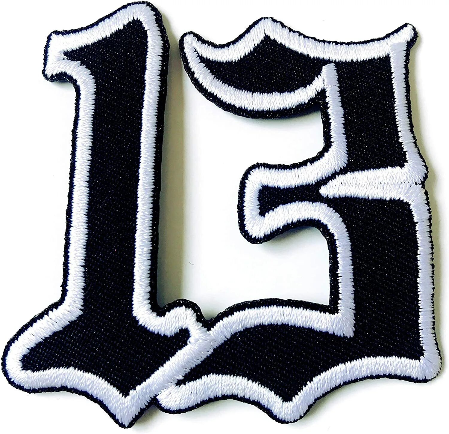 Нашивка номер. Нашивки цифры. Буква н стразами. Буквы из жемчуга поделка. Нашивки цифры.