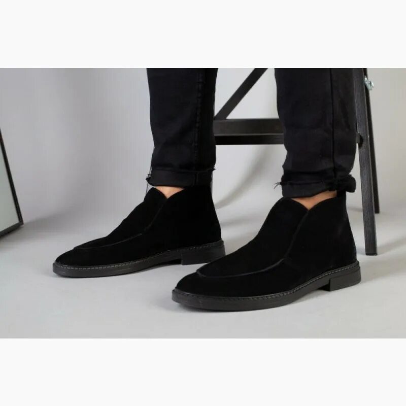 Мужские замшевые лоферы tendance. Рандеву лоферы замшевые. Замшевые лоферы женские асос. Suede loafers. Лоферы замшевые мужские черные.