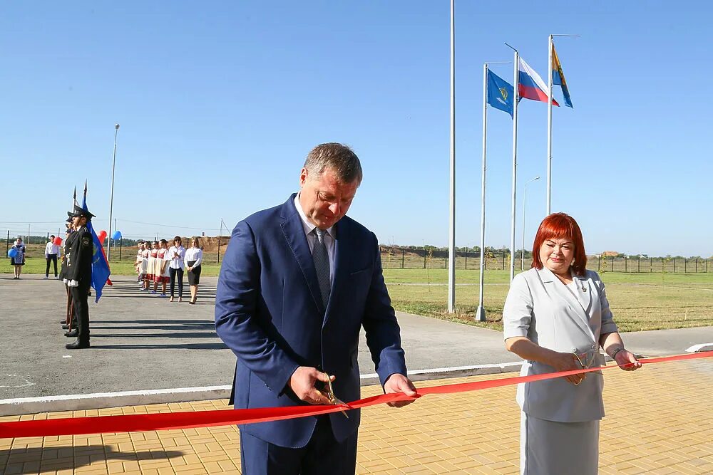 Грузовая компания армада. Церемония открытия завода. Рабочий визит. Приволжская сош 1 астрахань. Астраханская область открытие.