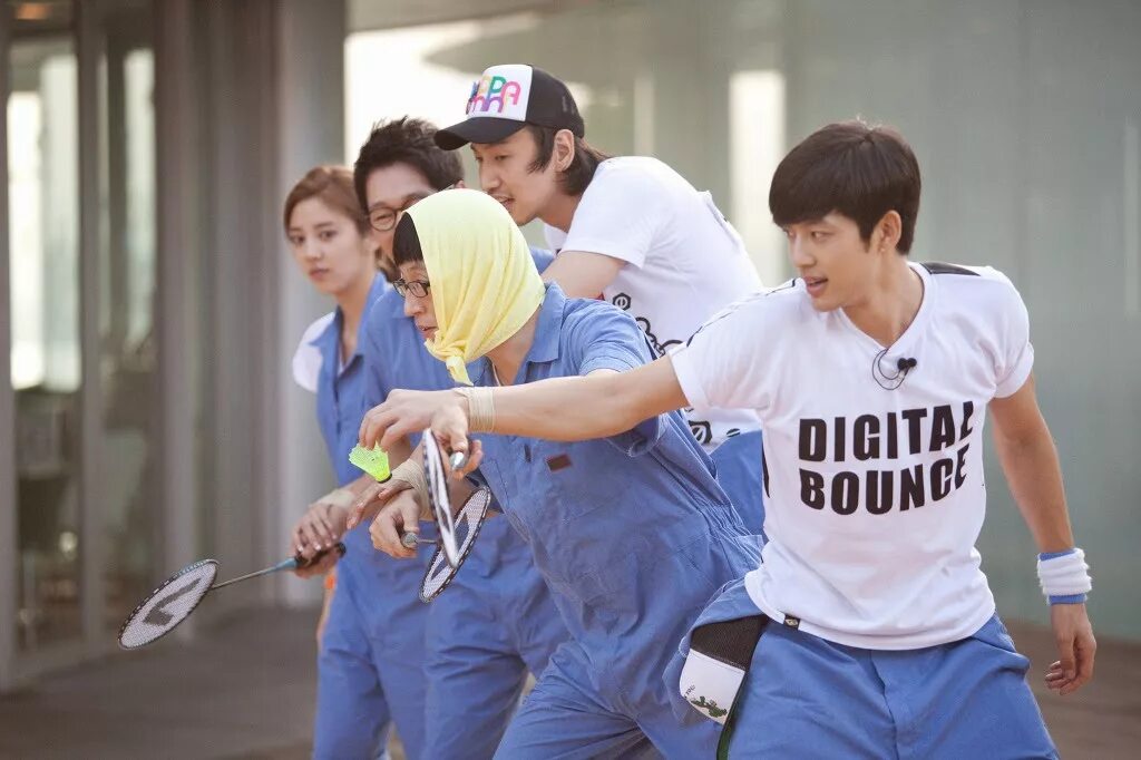Running man 4. Бегущий человек корейское шоу. джихе раннинг мэн. сонмин running man.