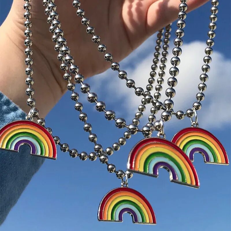 радуга в руках. радужные силуэты. яркие картинки. радуга на аву. радуга счастья.