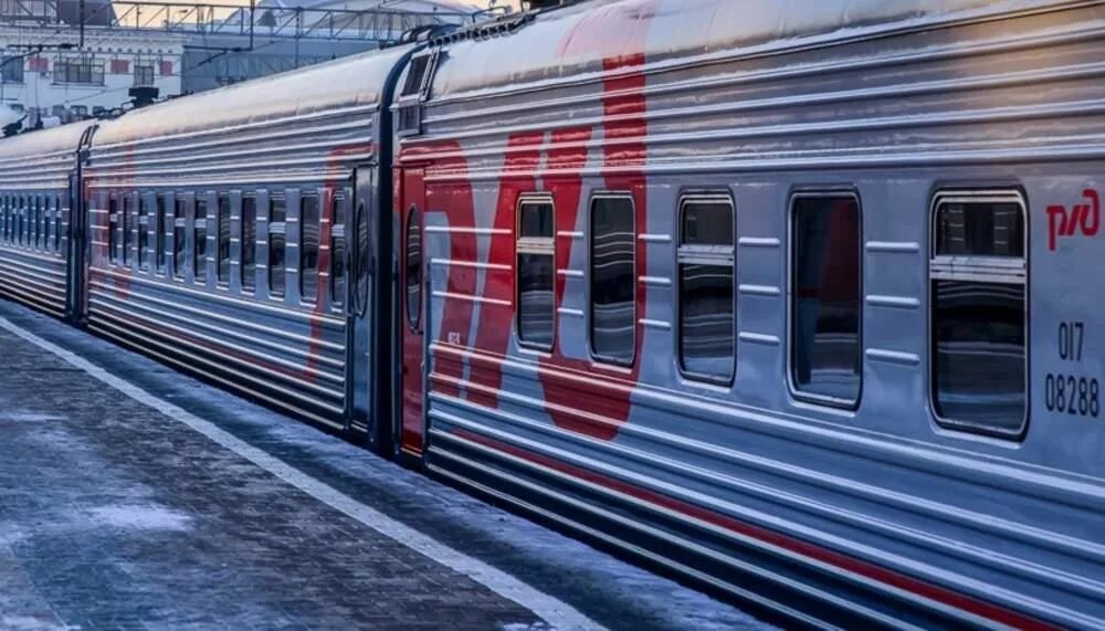 Есть ли поезд оренбург. Фирменный поезд Мордовия 042й. Оренбург Москва РЖД. Поезд РЖД. Вагон Мордовия.