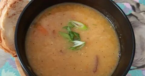 Гороховое пюре с копченостями ребрышками