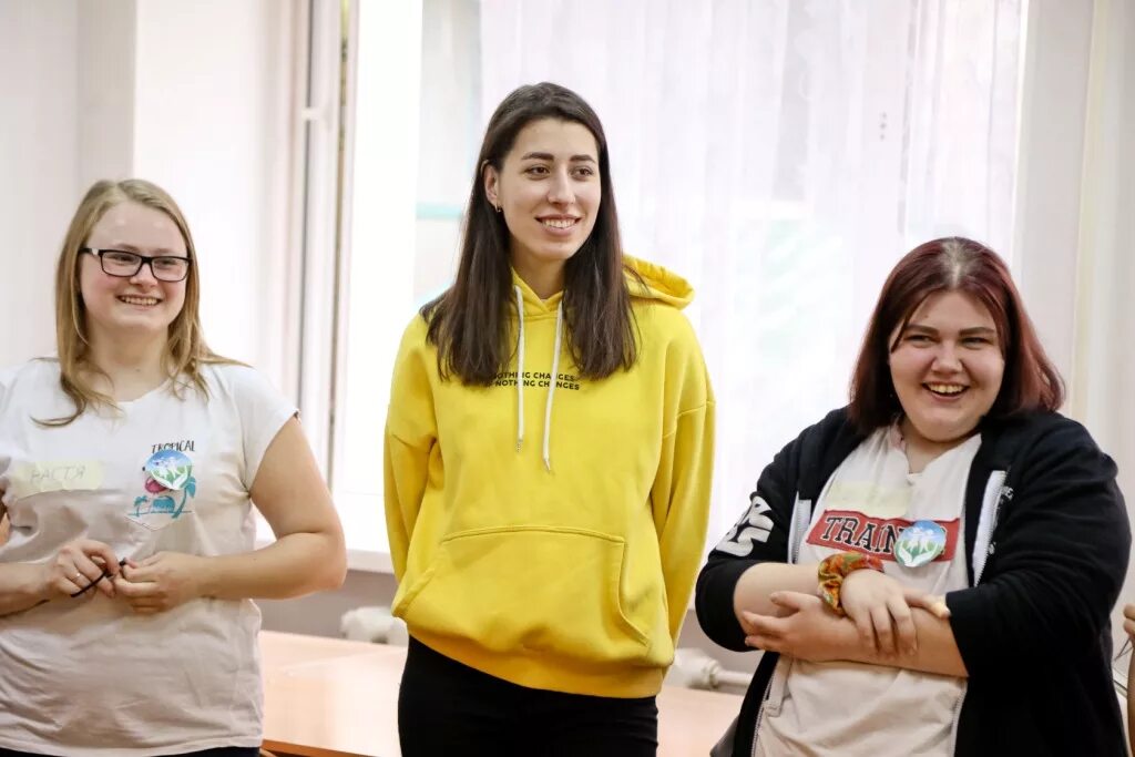 По зову сердца волонтеры. Худенева мария григорьевна сургпу. Сердце вожатого. Сердце вожатых. Сердце учителя.