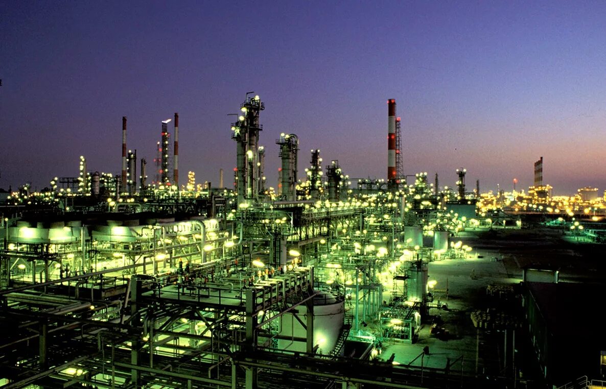 Арамко саудовская аравия. Амин нассер saudi aramco. Саудовская аравия нефть компании. Саудовская аравия нефть saudi aramco. Опреснительные заводы в саудовской аравии.