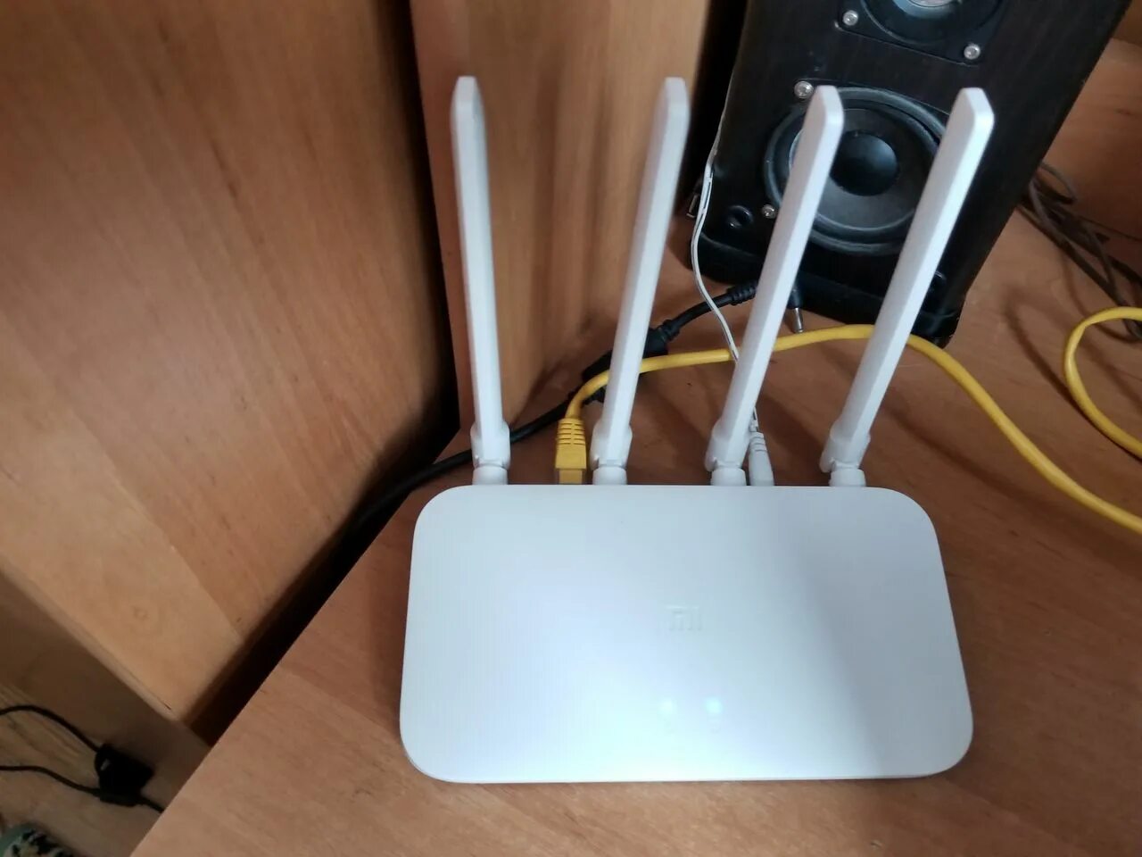 Xiaomi mi 4c роутер. Xiaomi mi WIFI Router 4c. Xiaomi WIFI Router 4c. Wi-Fi роутер Xiaomi mi Wi-Fi Router 4c Global.