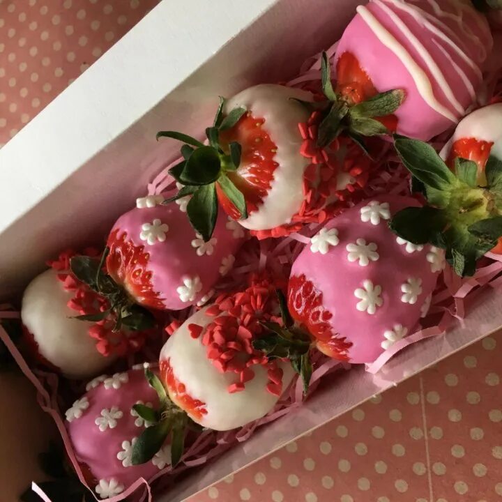 клубника в шоколаде сделать своими руками пошагово. клубника в шоколаде. клубника в шоколаде в домашних условиях. набор из клубники в шоколаде. клубника в шоколаде сделать своими руками пошагово.