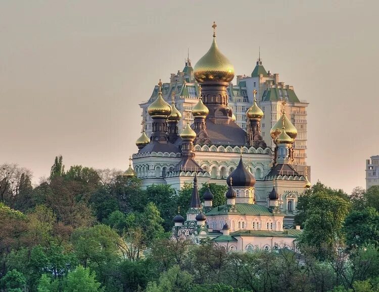 Фото монастырей и храмов