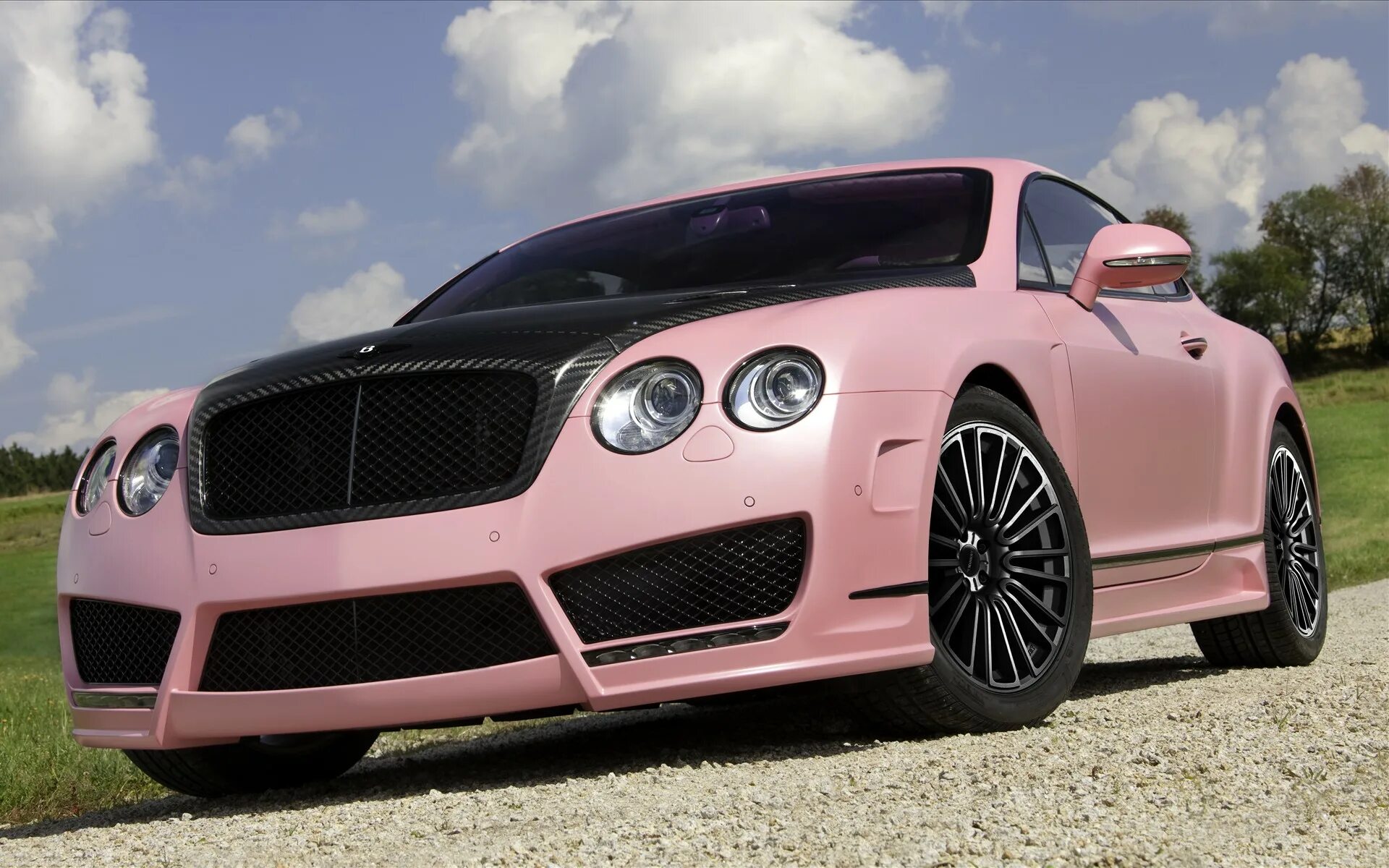 Rose rose машина. Машина эми роуз. Роуз ройс. Bentley continental gt mansory розовый. Роуз ройс машина.